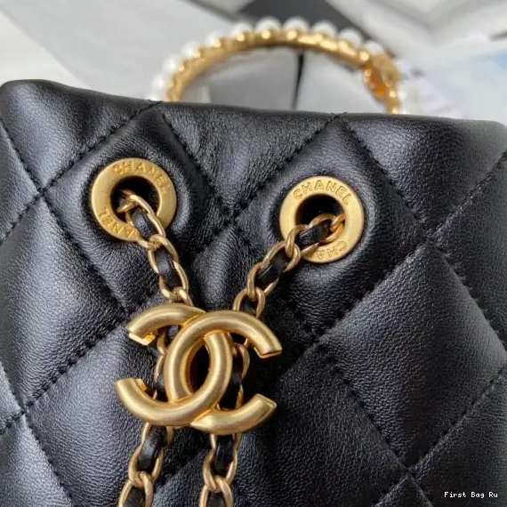 First Bag Ru BUCKET CHANEL BAG 0701